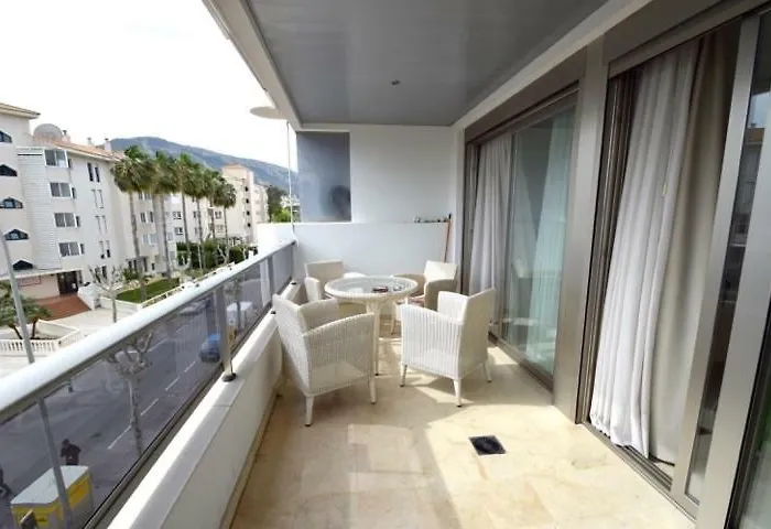 Casa Sentosa * 阿尔比尔